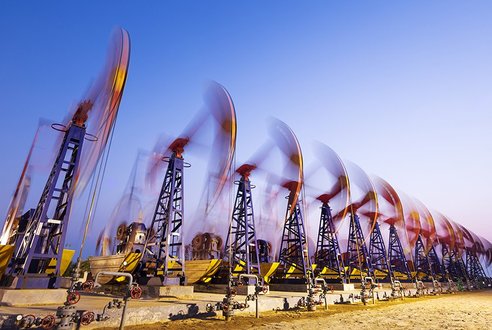 زيادة منصات الحفر الأمريكية يؤدي إلى تراجع أسعار النفط
