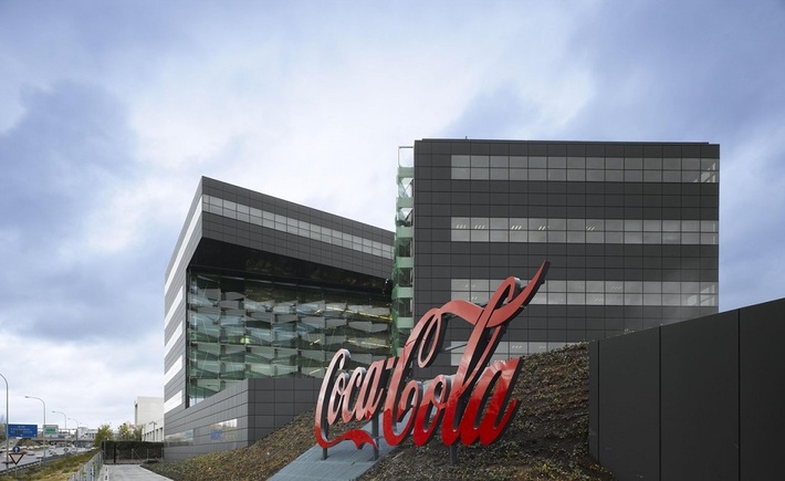 كوكا كولا تتجه لإلغاء حوالي 1200 وظيفة